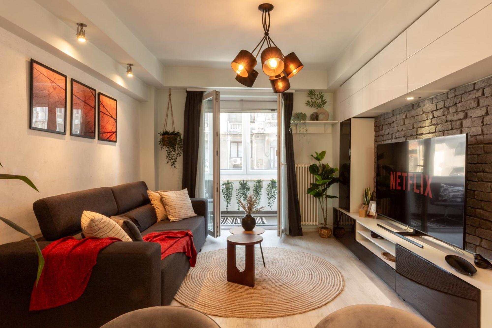 Modern 1Br Apt In The Old Town: The Perfect Choice Boekarest Buitenkant foto