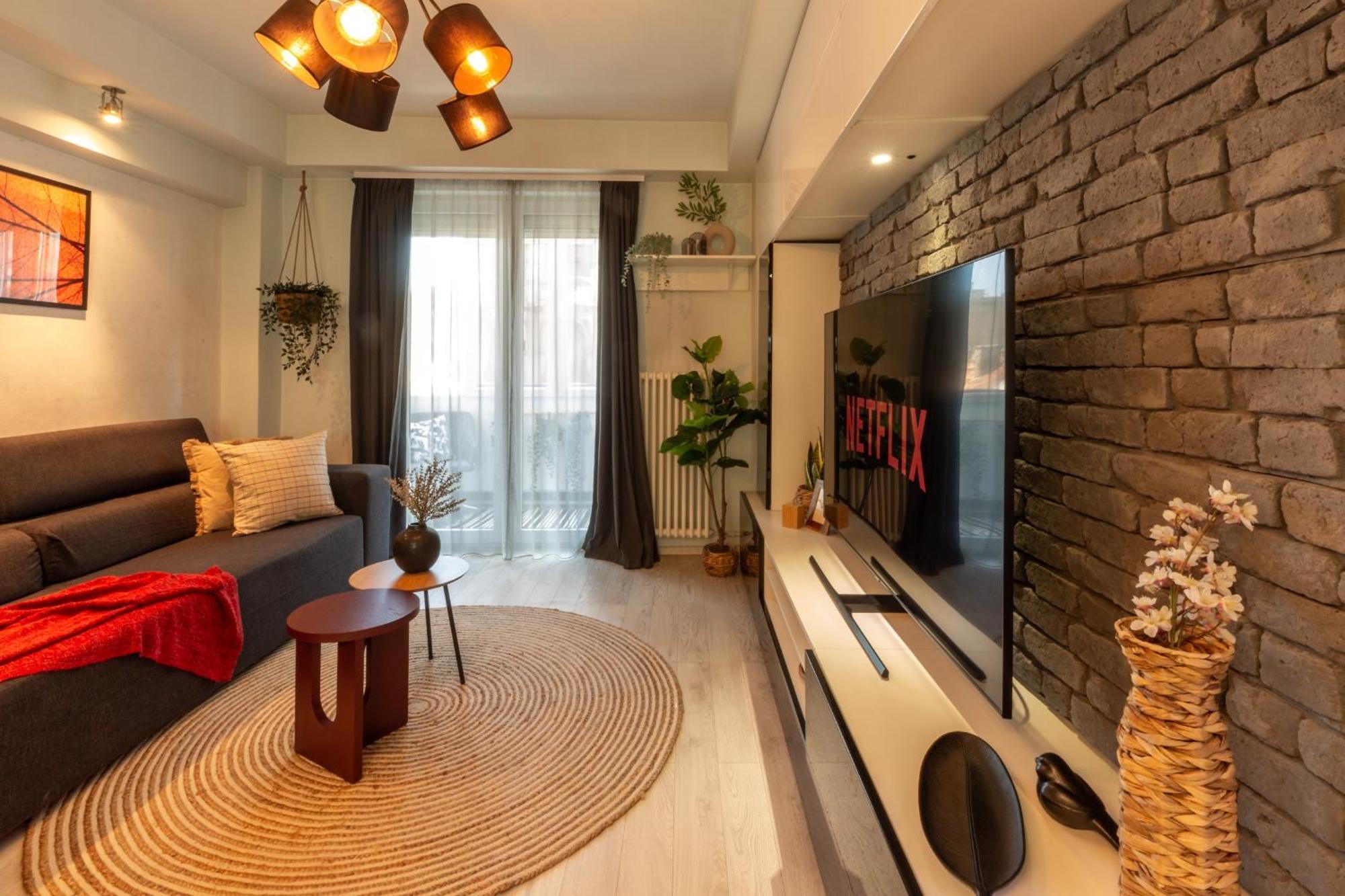 Modern 1Br Apt In The Old Town: The Perfect Choice Boekarest Buitenkant foto