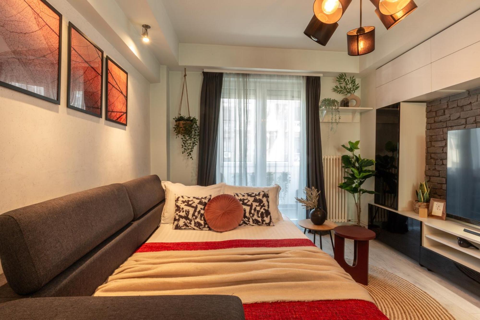 Modern 1Br Apt In The Old Town: The Perfect Choice Boekarest Buitenkant foto