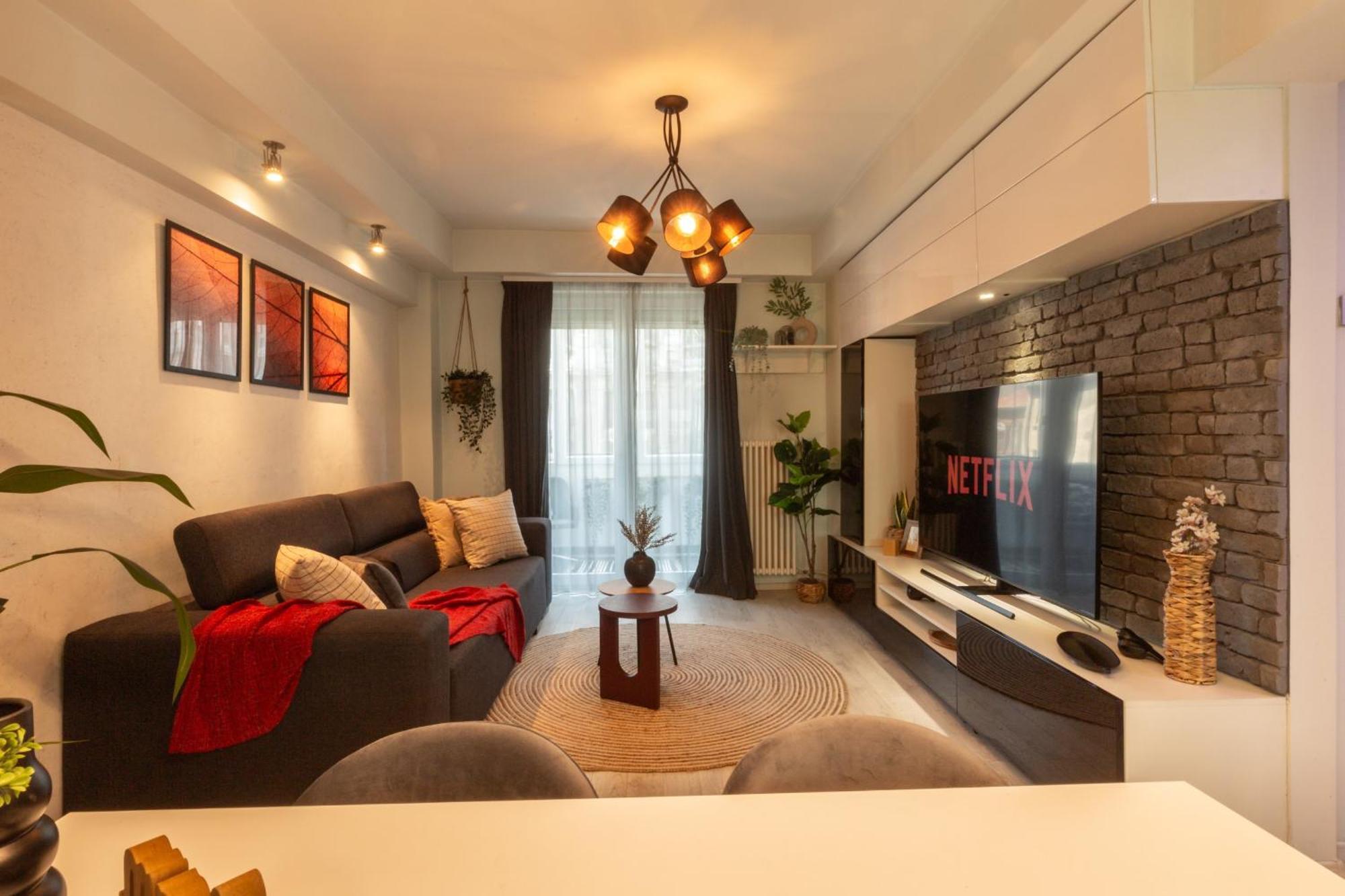 Modern 1Br Apt In The Old Town: The Perfect Choice Boekarest Buitenkant foto