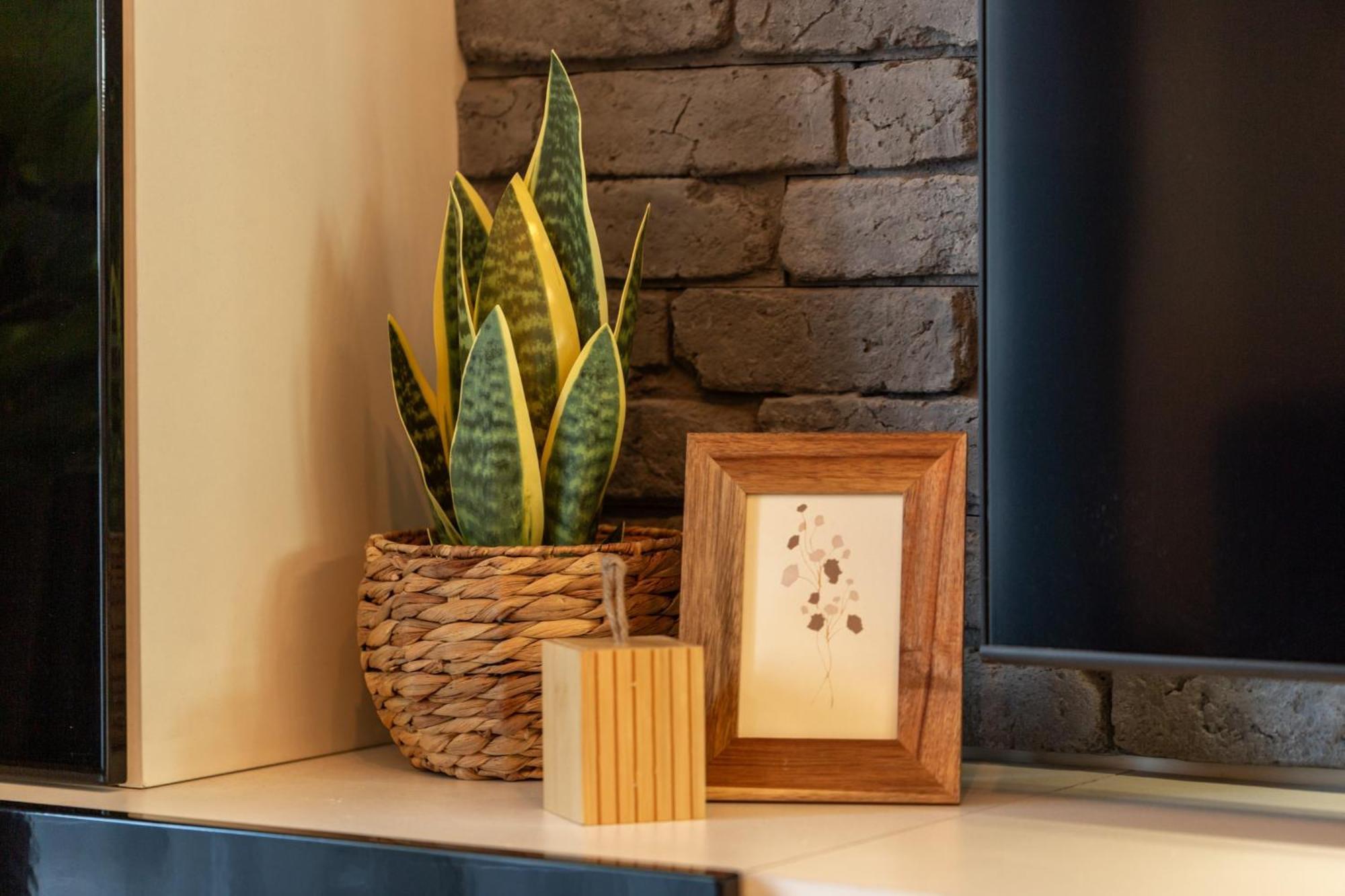 Modern 1Br Apt In The Old Town: The Perfect Choice Boekarest Buitenkant foto